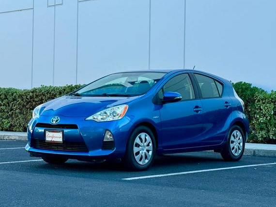 TOYOTA PRIUS C 2013 JTDKDTB30D1550806 image